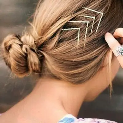 7 Really Cool Ways to Use Bobby Pins ...
