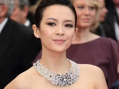 7 Red Carpet Jewelry Pieces You Should Mimic to Look Glamorous ...