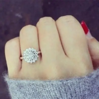How to Deal with Receiving an Engagement Ring You Hate ...