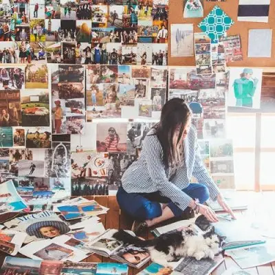 13 Absolutely Perfect Photo-Walls to Inspire You ...