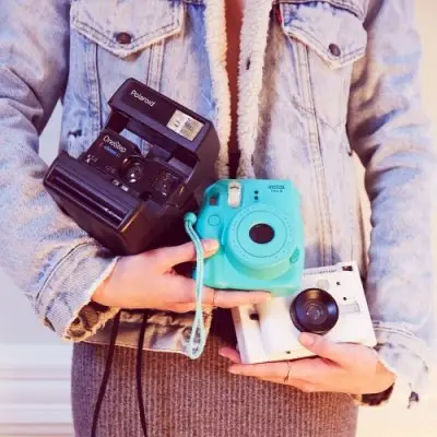 7 Reasons to Get Retro and Buy an Instant Film Camera ...