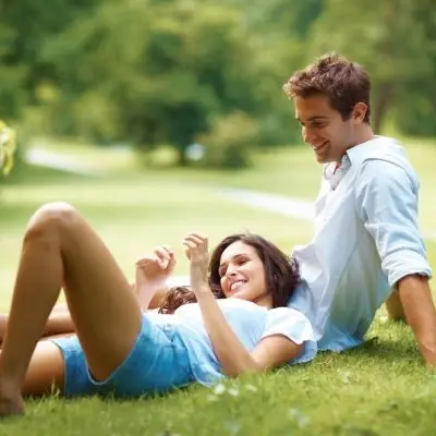 7 Reasons Why Dating Guys off Campus is Healthier ...