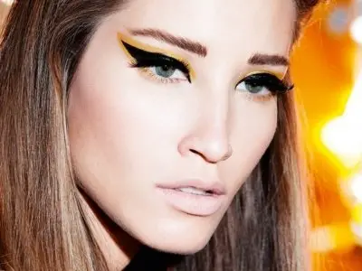 7 Colored Eyeliners That Will Make Your Eyes Pop ...