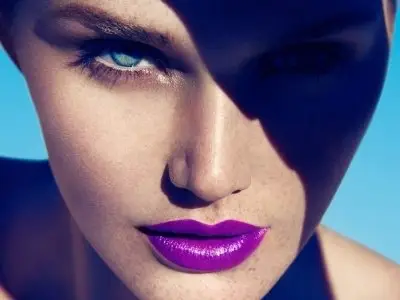7 Ways to Wear Statement Lipstick This Season ...
