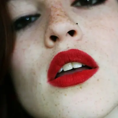 Radiant Red Lipsticks Thatll Shine during Summertime ...