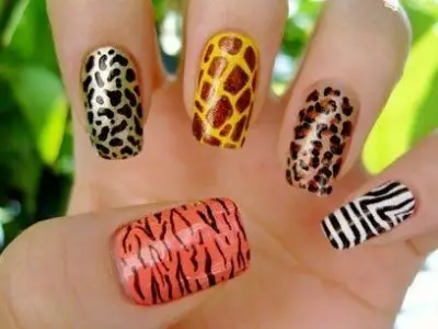 7 Intricate Nail Designs to Rock at School ...