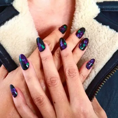 This is Why You Should Try Dip Dying Your Fingernails ...