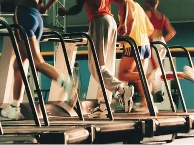 9 Tips for Running on a Treadmill when Its Cold outside ...