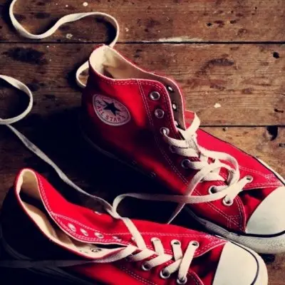 Style Inspo Cool Ways to Lace up Your Converse ...