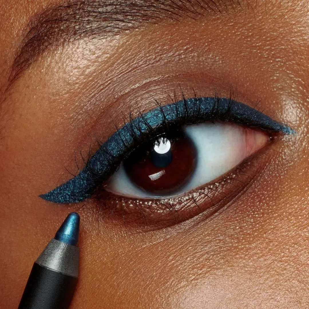 Awesome Video - 12 Winged Eyeliner Hacks You Never Knew You Needed in Life ...