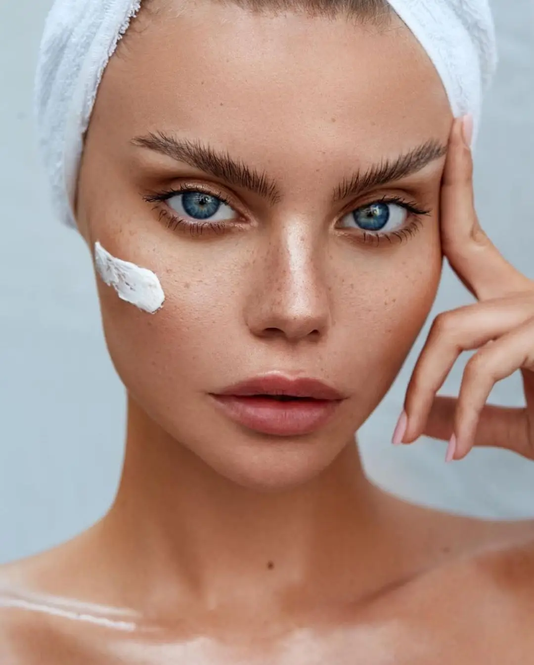 7 Exfoliating Products to Keep Your Skin Soft in the Cold ...