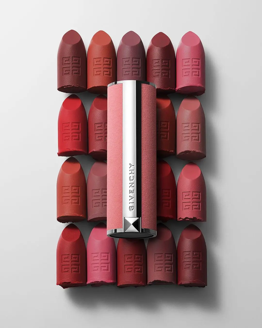 15 Best Moisturizing Lipsticks for Hydrated and Beautiful Lips ...