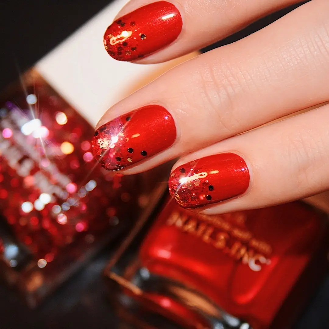 The Best Glitter Nail Polishes for New Years Eve ...