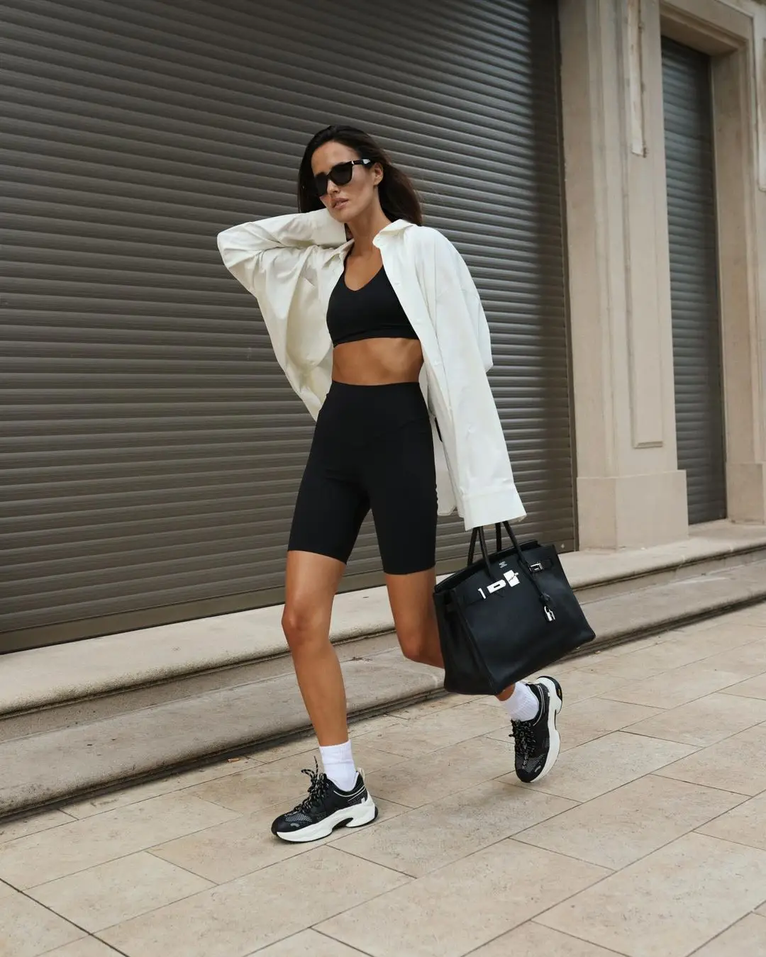 7 Cutest Airport Outfits for Women Who Love Functional Clothes ...