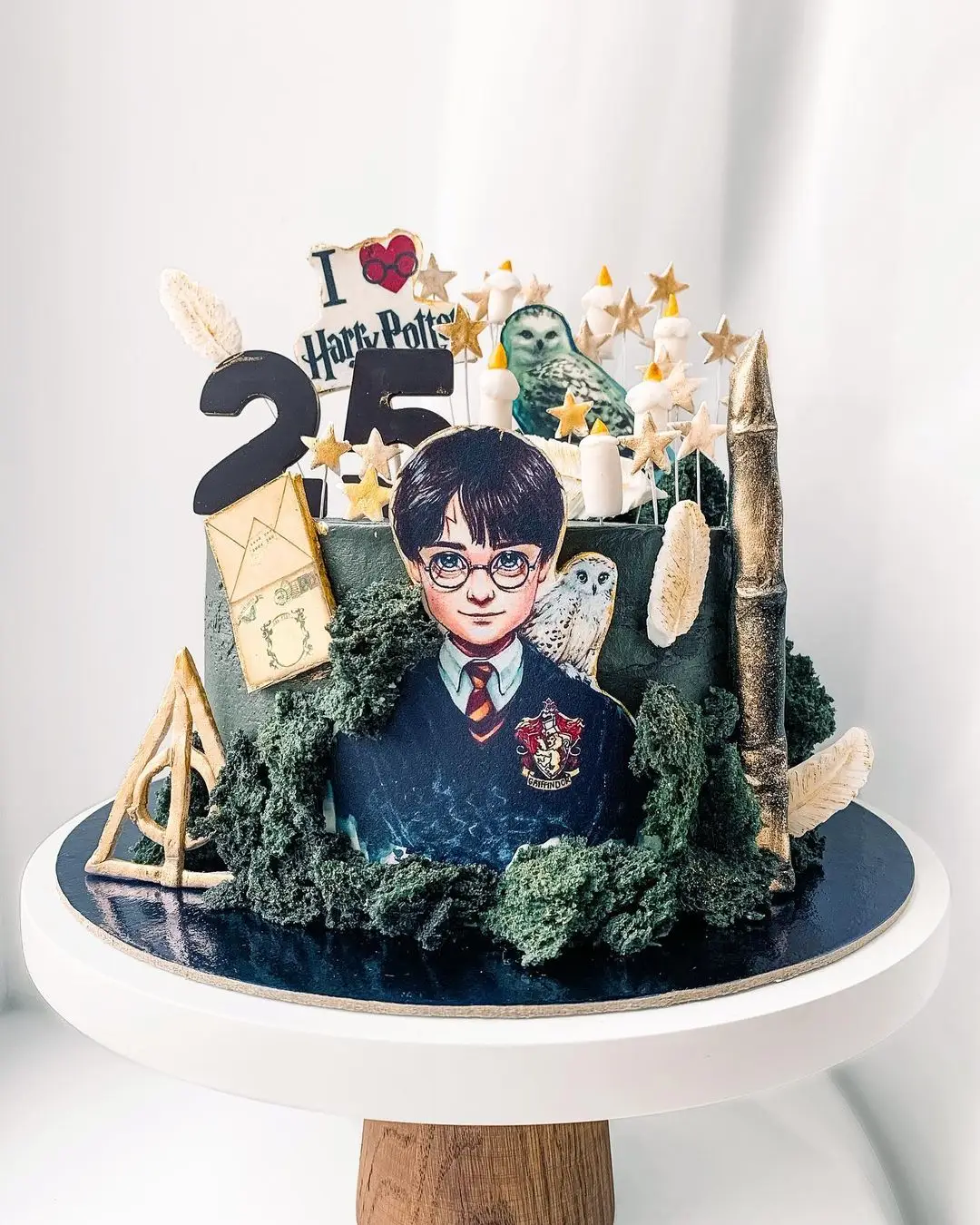 Harry Potter Themed Wedding Cakes for the Nerd in You ...