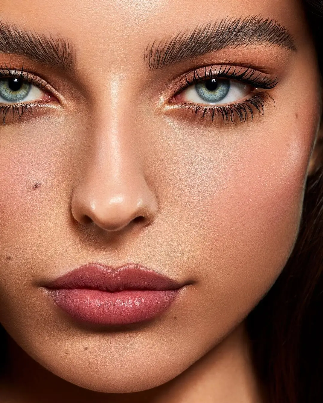 12 Makeup Tricks for Gorgeous Blue Eyes ...