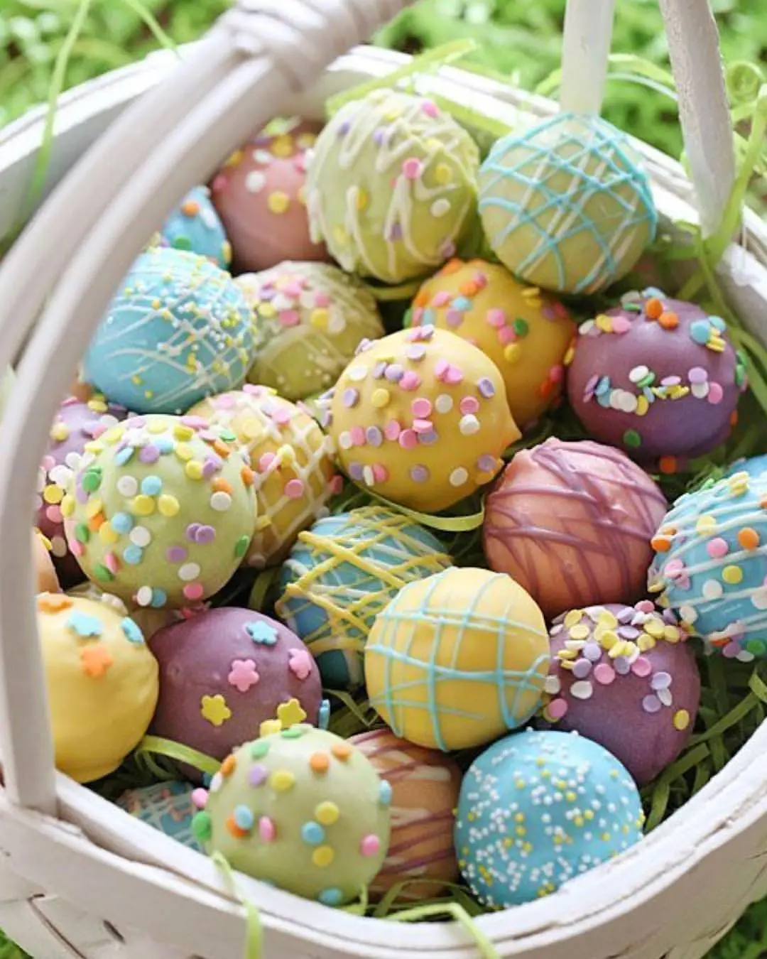 Delicious Cake Pops to Make Your Easter Even Sweeter ...