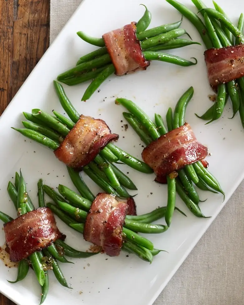 8 Bacon Based Meals That Will Have You Weak at the Knees ...