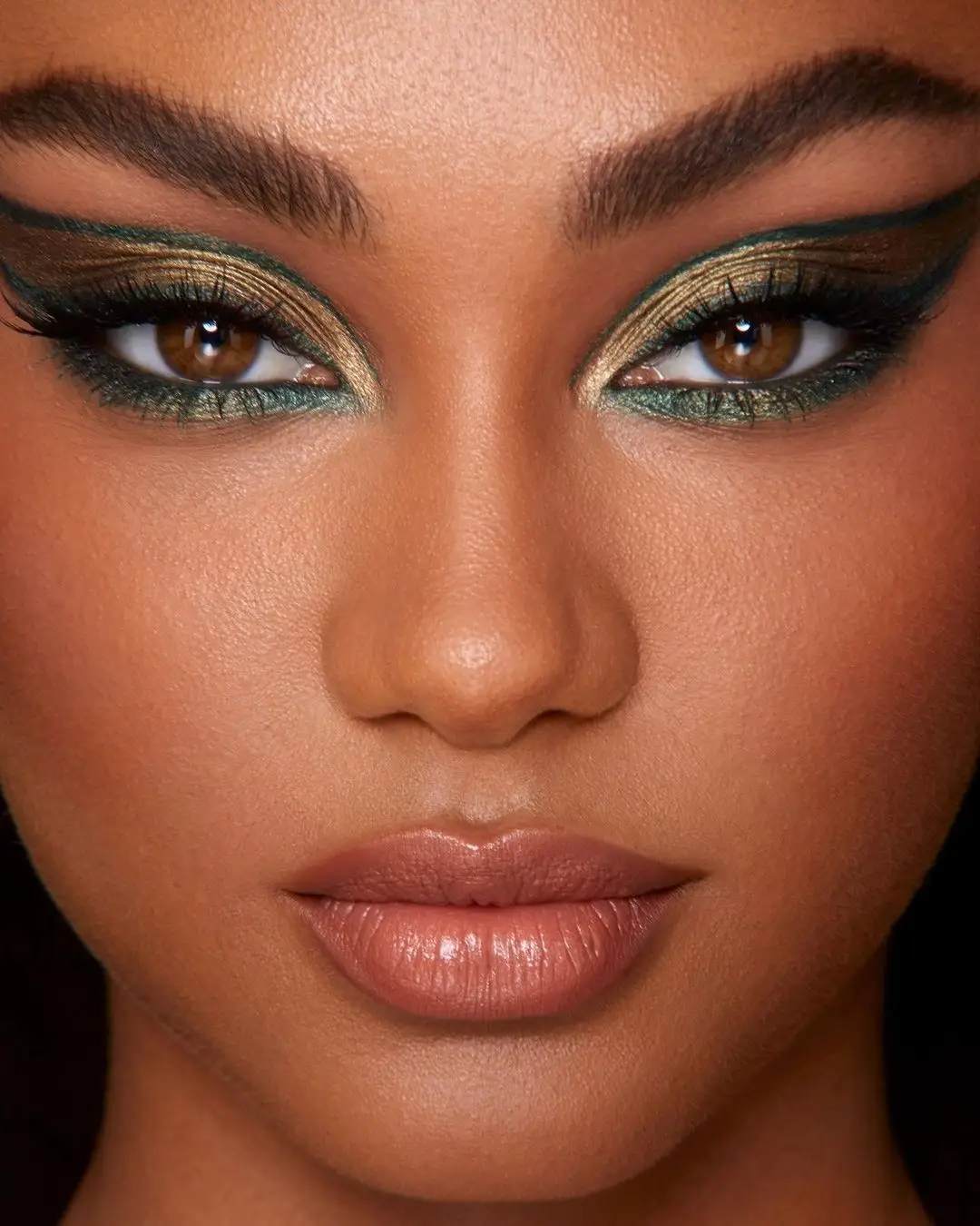 Makeup Looks Perfectly Made Women for Women with Hazel Eyes ...