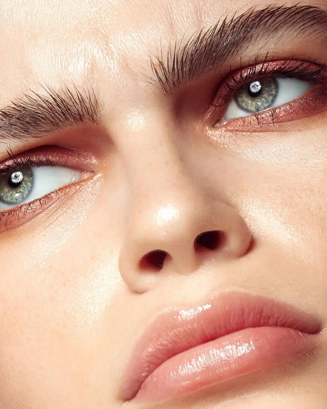 The Best Ways to Tackle Oily Skin for Girls Struggling with It ...