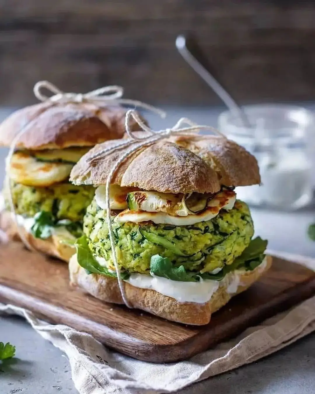 21 Veggie Burgers for Girls Who Want Fewer Calories but More Taste ...