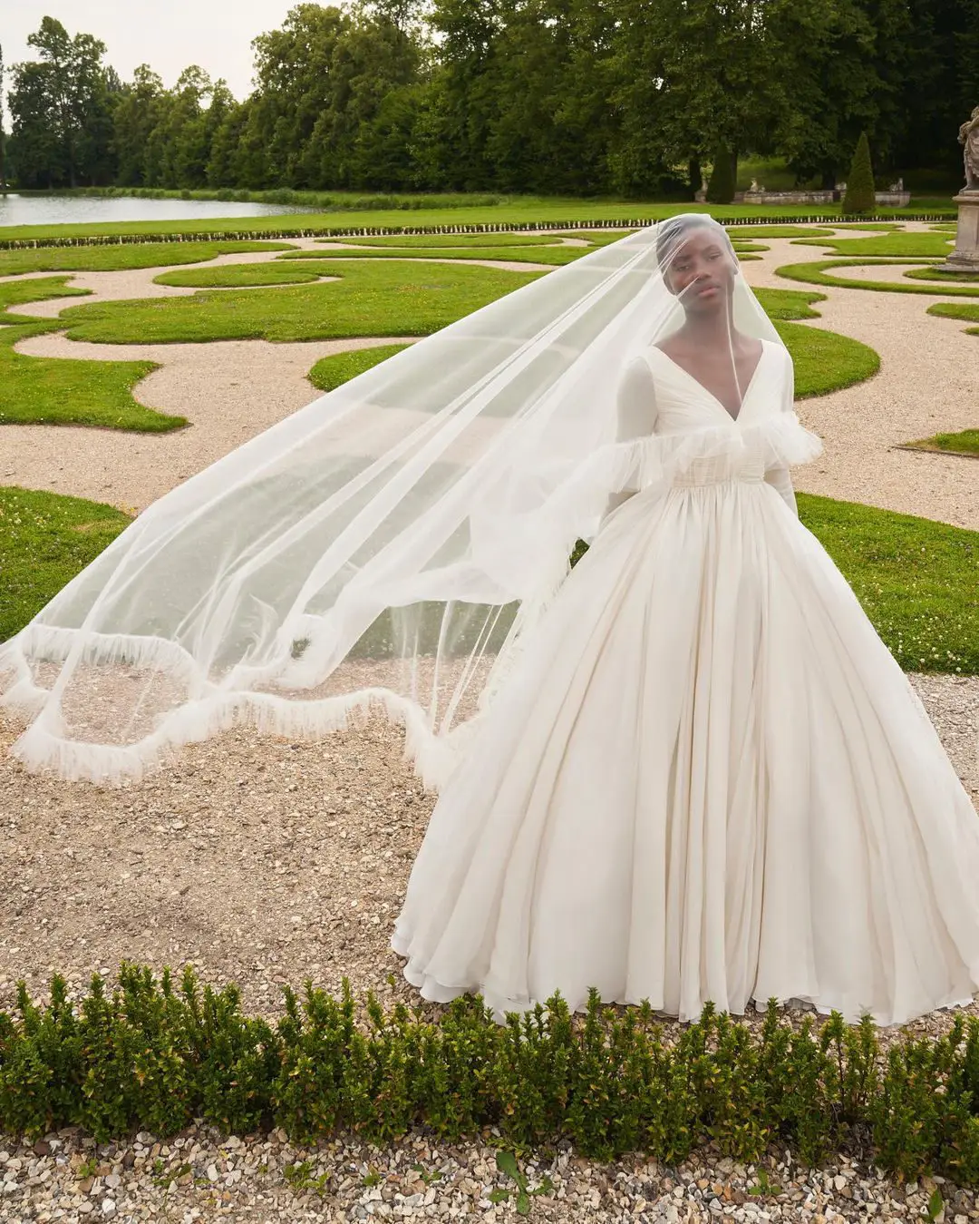 8 Beautiful Movie Wedding Dresses ...