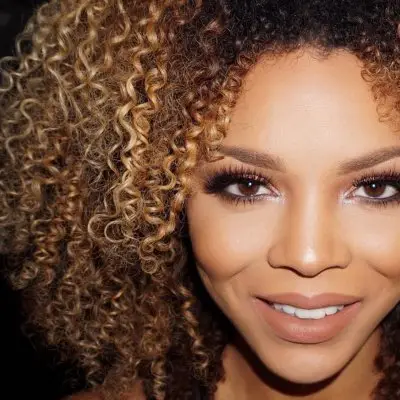 7 Things Only Girls with Curly Hair Can Understand ...
