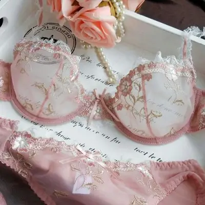 Lingerie Youll Want to Wear on Valentines Day ...