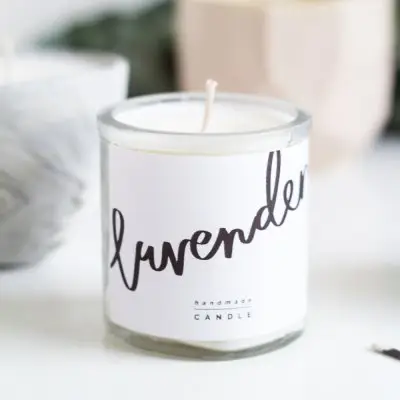 7 Holiday Candles to Keep Your House Smelling Festive ...