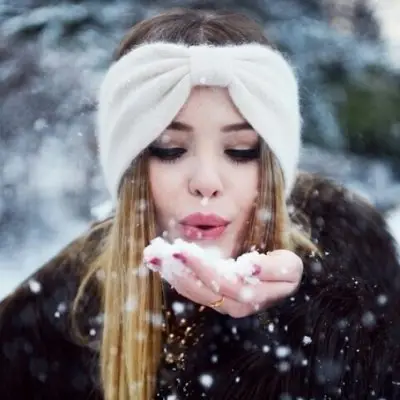 Amazing Winter Hairstyles to Wear with a Headband ...