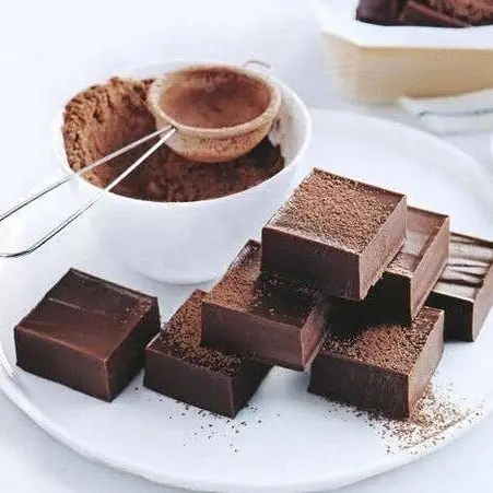 2 Ingredient Dollar Store Fudge Thats Inexpensive and Delish ...