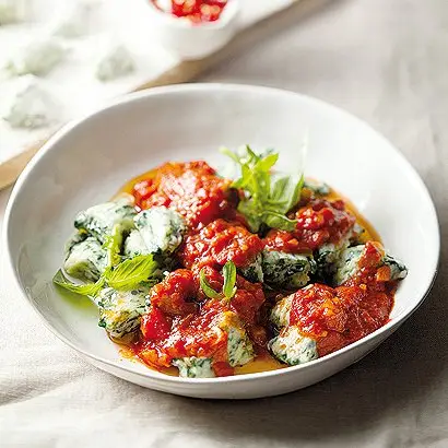 Recipe for Spinach and Ricotta  Gnocchi with Tomato Sauce ...