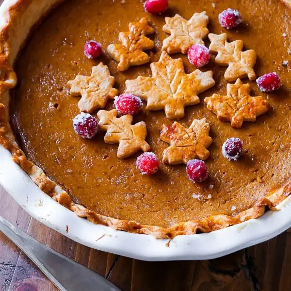 The Best Thanksgiving Pumpkin Pie Recipe for a Delish Dessert ...