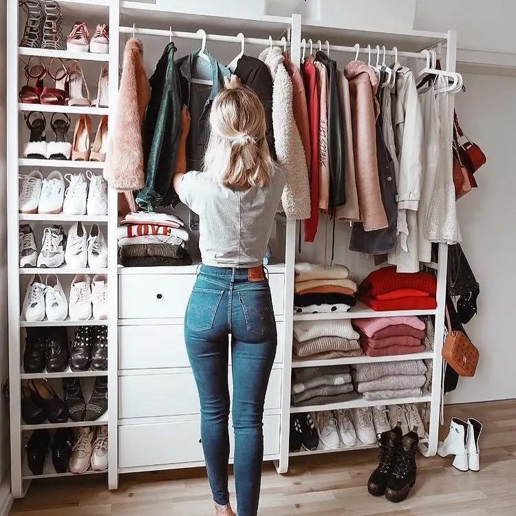 Organizing a small closet