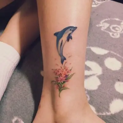 Beach Lovers Will Adore These Ocean Inspired Tattoos ...