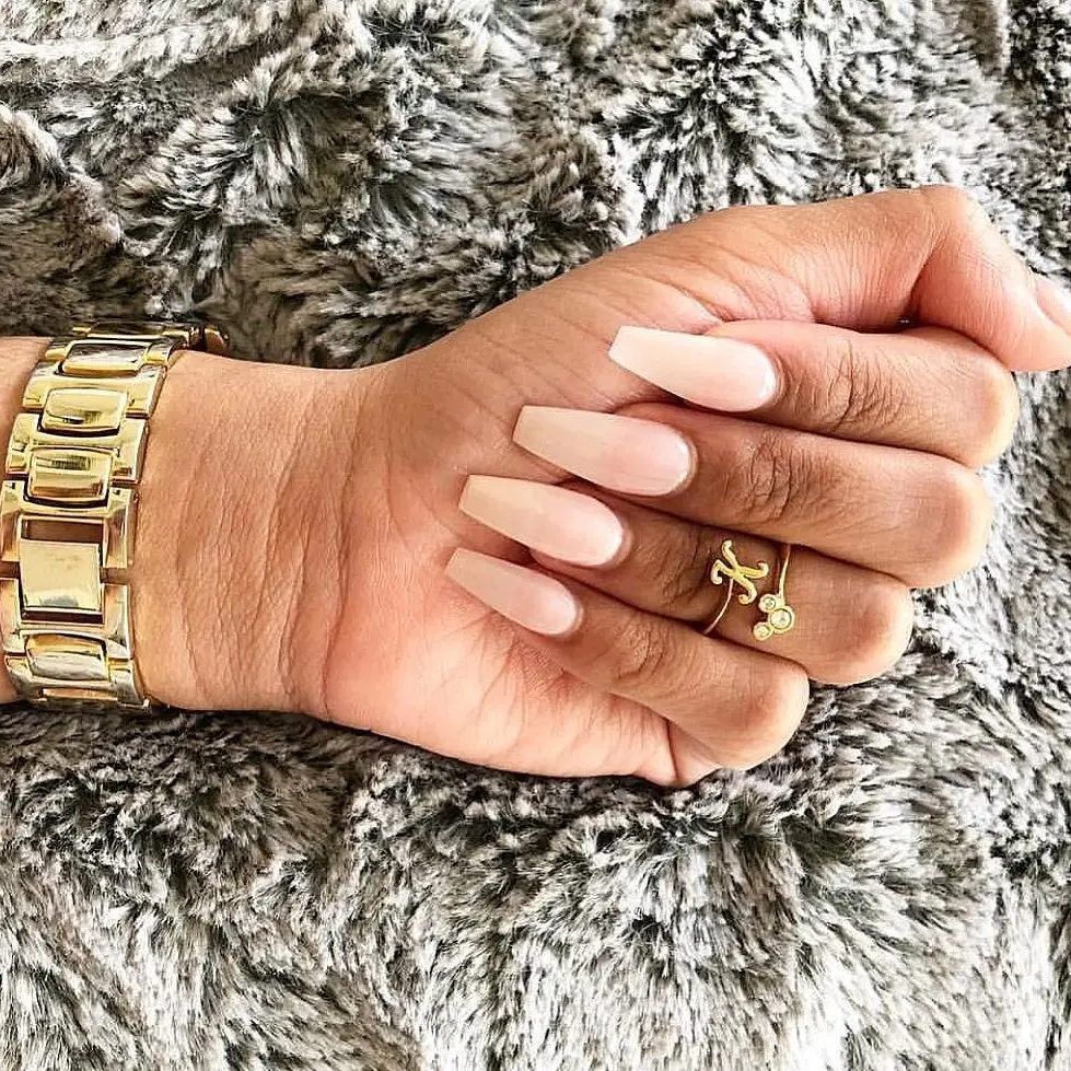 Pro Tips on How to Keep Your Nails Long and Strong ...