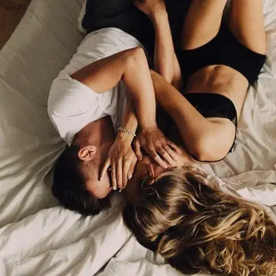 Super Cute Ways to Say Goodnight to Your Boo for Girls Who Are in Love ...