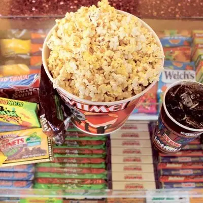 How to Eat Healthy at the Movie Theater ...