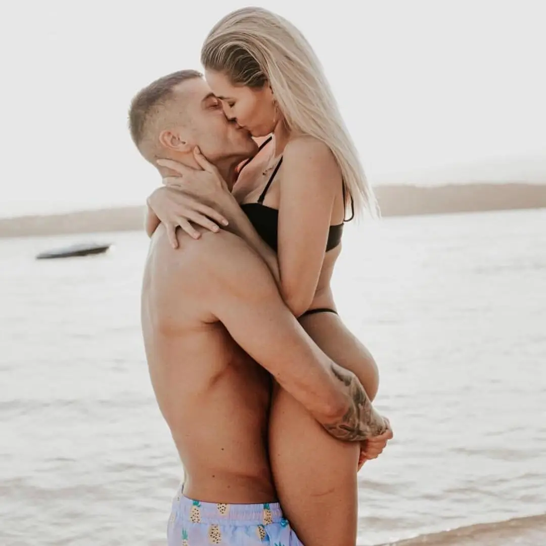 10 Genius Ways to Touch Your Man  That Will Drive Him  Wild ...