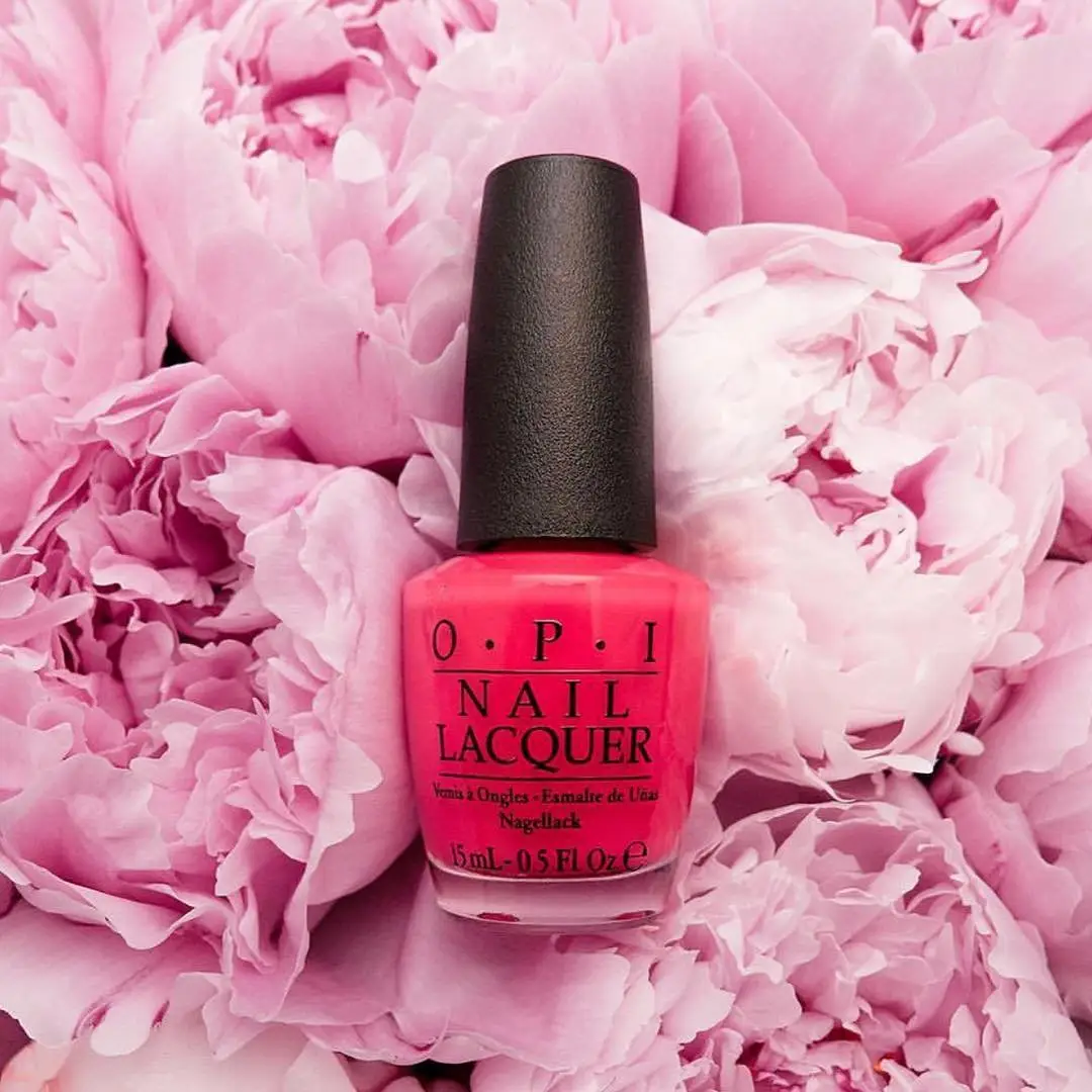 15 Pink Polishes That Are Perfect for a Valentines Day Date ...