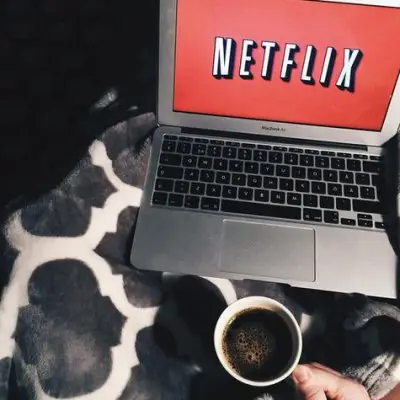 Little Known Tips for Netflix Binging All Lazy Girls Will Love ...