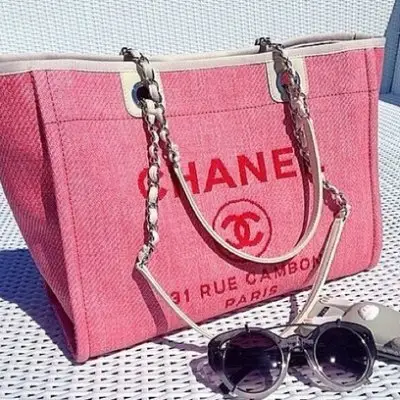 The Cutest Beach Bags That You Can Carry Anywhere ...