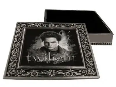 5 Awesome Gifts for a Twilight Fan ...