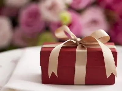 7 Rules of Gift Etiquette You Should Be following as a Bride ...